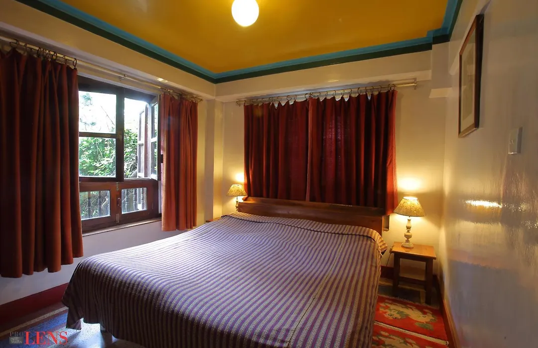 Vajra Hotel-1